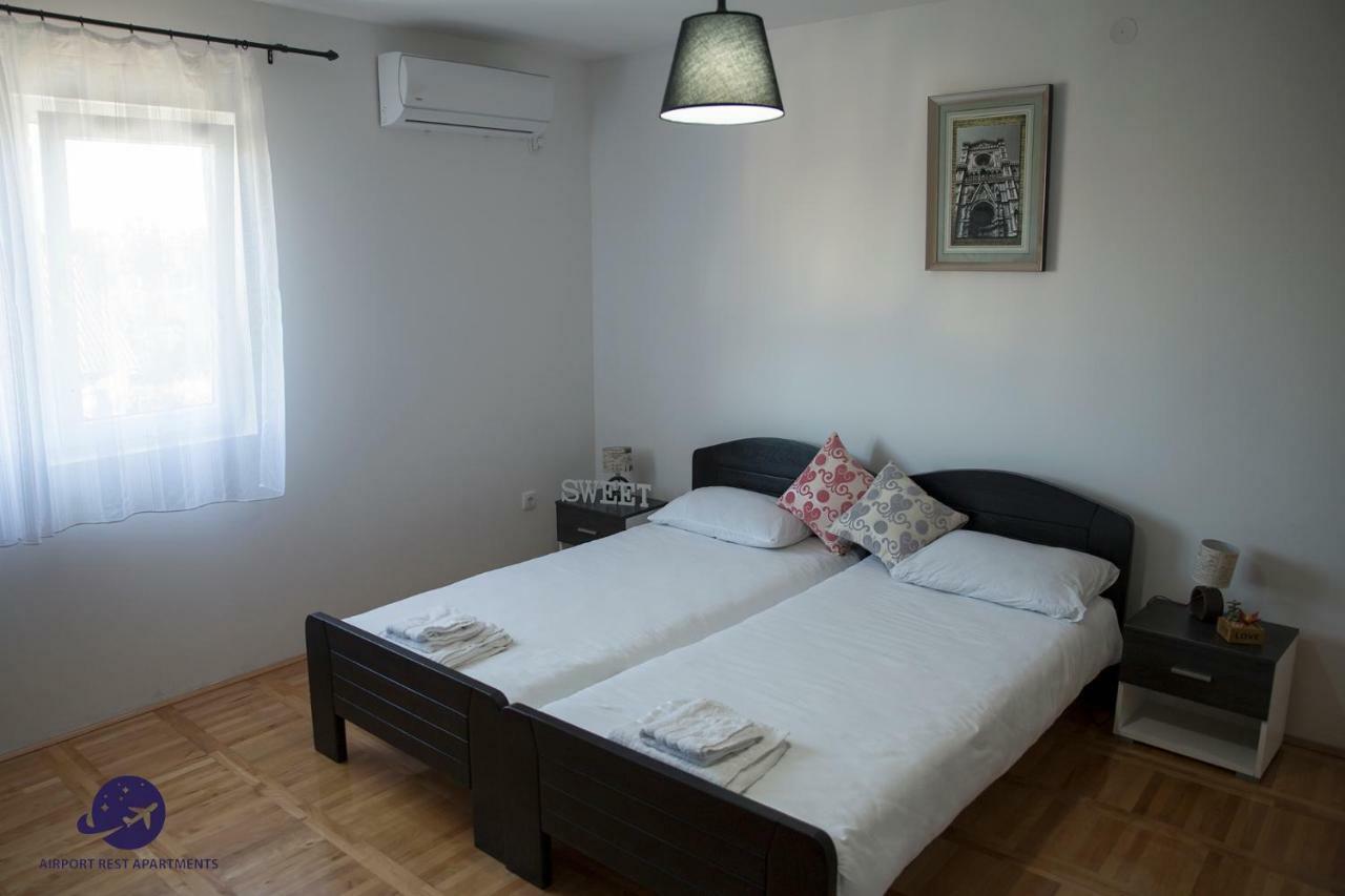 Airport Rest Apartments Belgrado Exterior foto